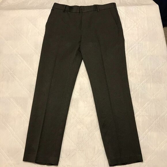 Van Heusen Traveler gray‎ dress pants 36X32 - Picture 1 of 4